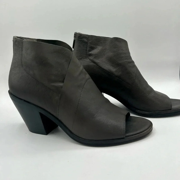 EILEEN FISHER 'Ink' Open Toe Block Heel Bootie  Sandal Gray Leather Size 7 - Picture 4 of 15